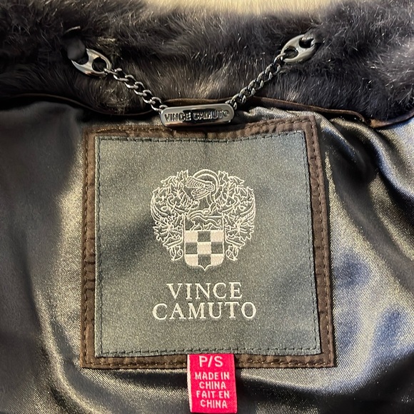 Vince Camuto faux fur jacket size small colour aubergine - Picture 3 of 12